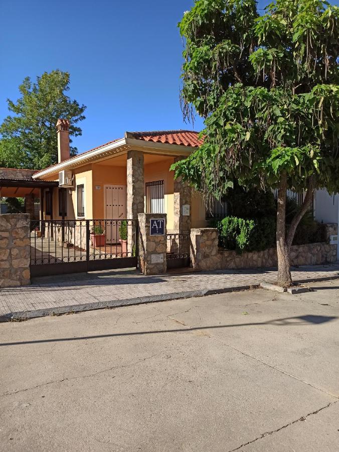 Vettonia Rural Apartamento Santa Cruz de la Sierra Exterior foto