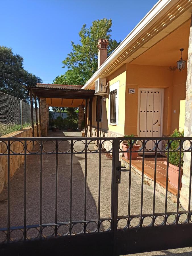 Vettonia Rural Apartamento Santa Cruz de la Sierra Exterior foto